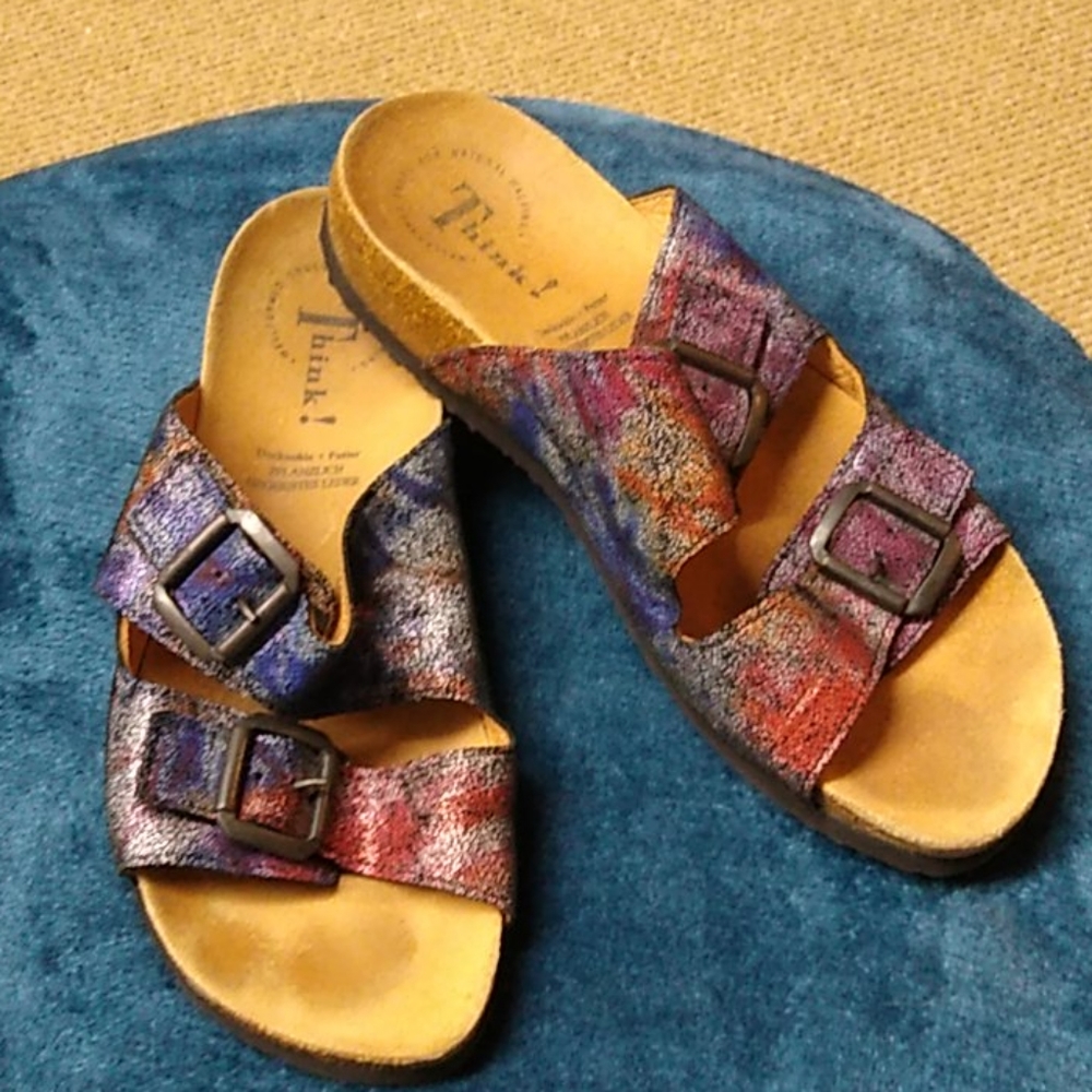 Think! 2 strap slide size 8 1/2 M